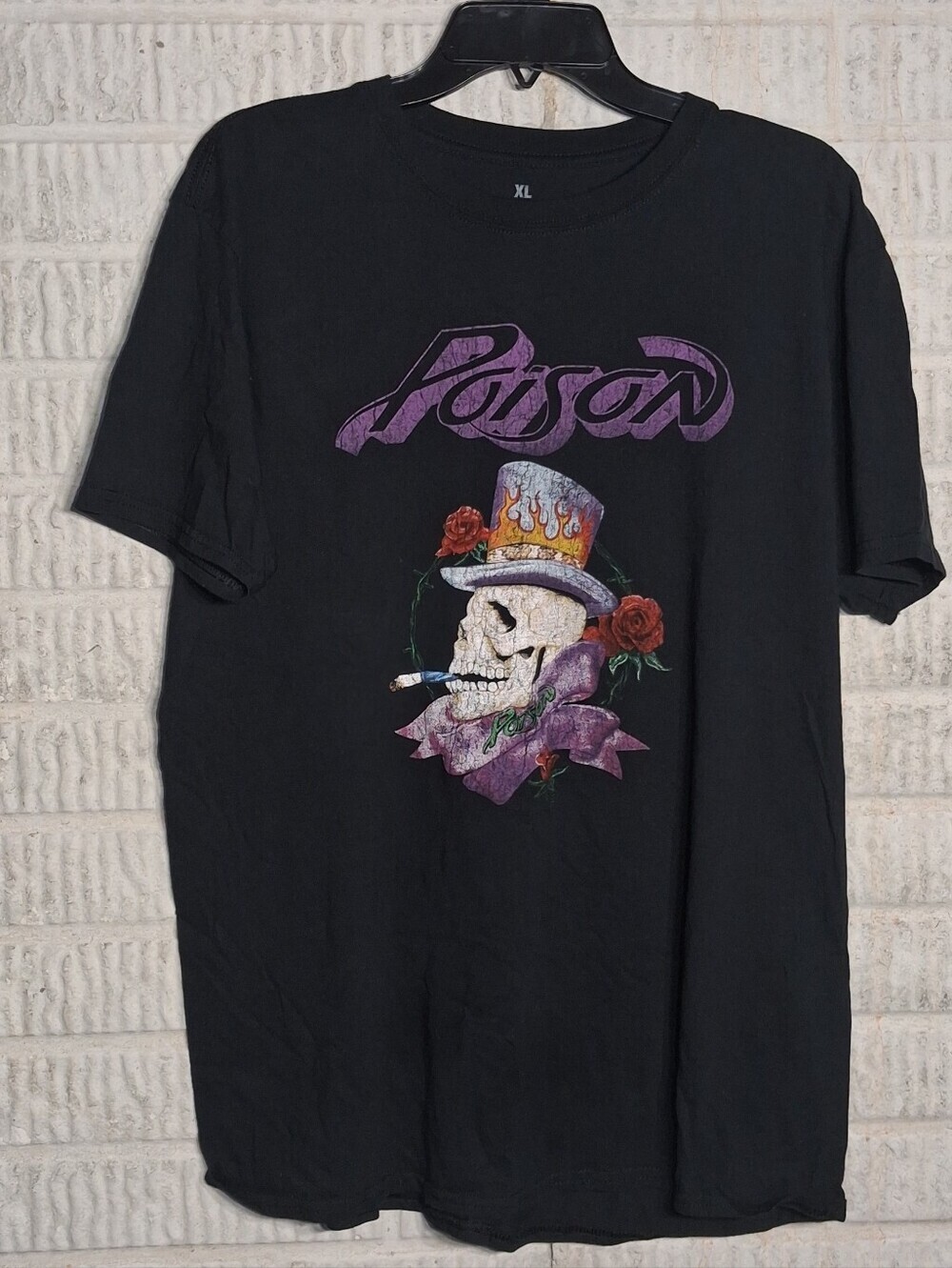 Epic Poison Graphic Black Men's Band Tee - In An XL Pre-loved In Good Condition